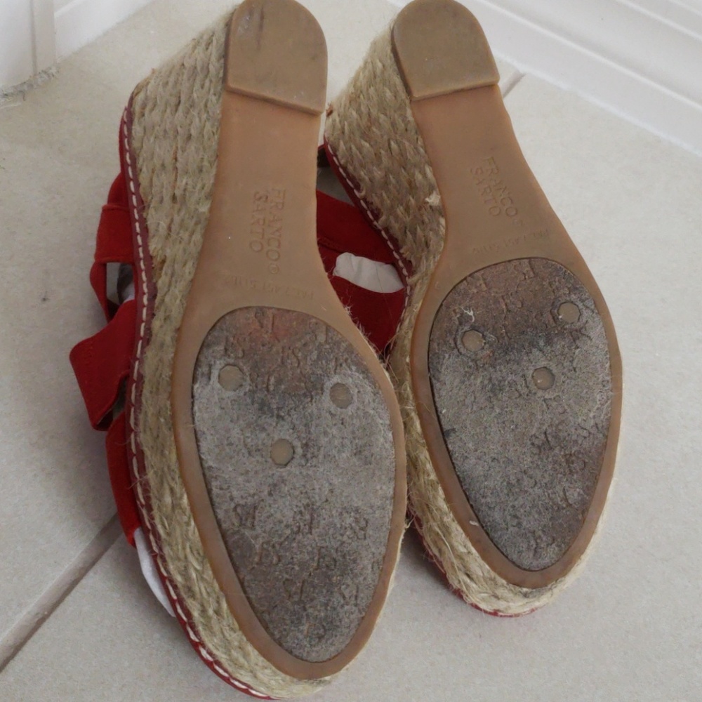 Shoes - Picture 5 of 5